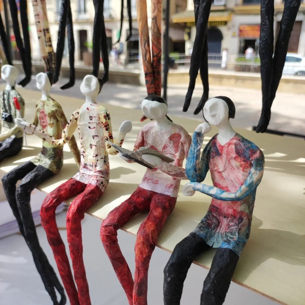 Artesanía en La Merced & Co este domingo. :: C. M.